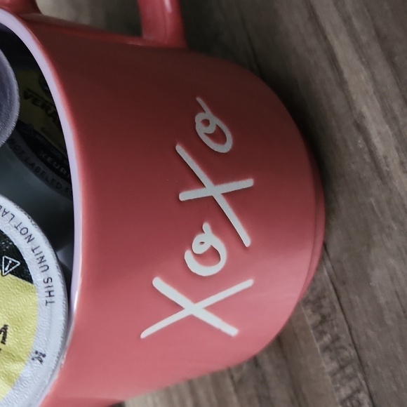 Pink XOXO COFFEE MUG WITH STARBUCKS COFFEE PERFECT FOR MOTHERS DAY - Picture 2 of 3
